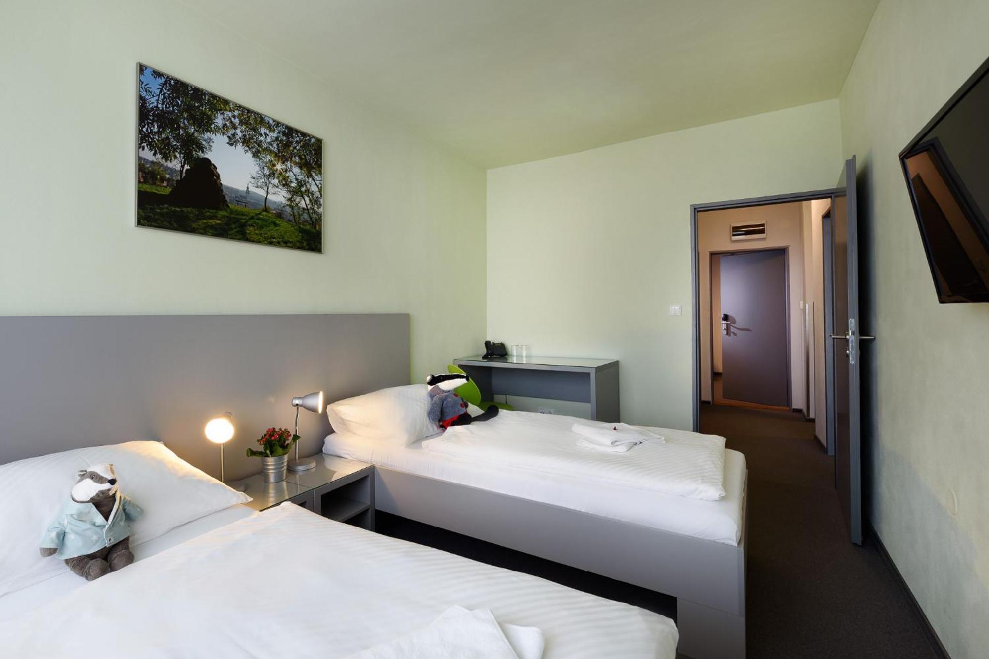 Hotel Atom Trebic Luaran gambar